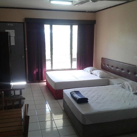 Blue Light Hotel Nadi Bagian luar foto
