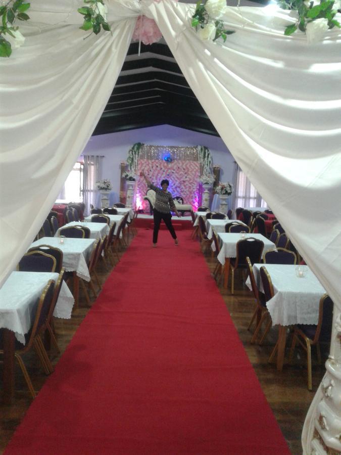 Blue Light Hotel Nadi Bagian luar foto